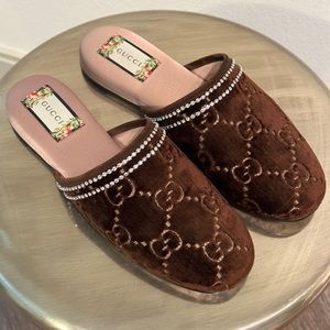 GUCCI Dark Brown Velvet GG Slippers Flats with Rhinestones